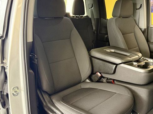 Used 2021 Chevrolet Silverado 1500 Custom w/ Safety Confidence Package AWD/4WD image 16