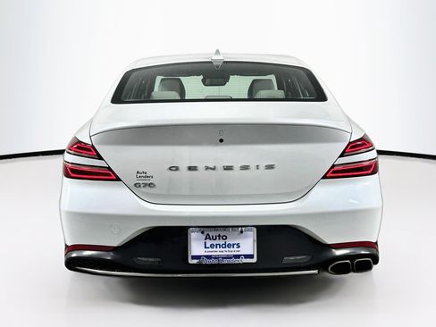 Used 2023 Genesis G70 2.0T RWD image 6