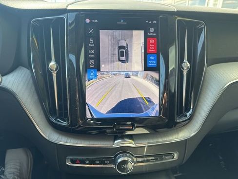 Certified 2025 Volvo XC60 B5 Plus image 26