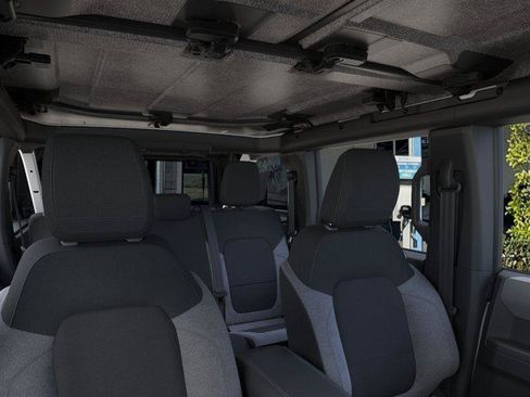 New 2025 Ford Bronco 4-Door AWD/4WD image 12