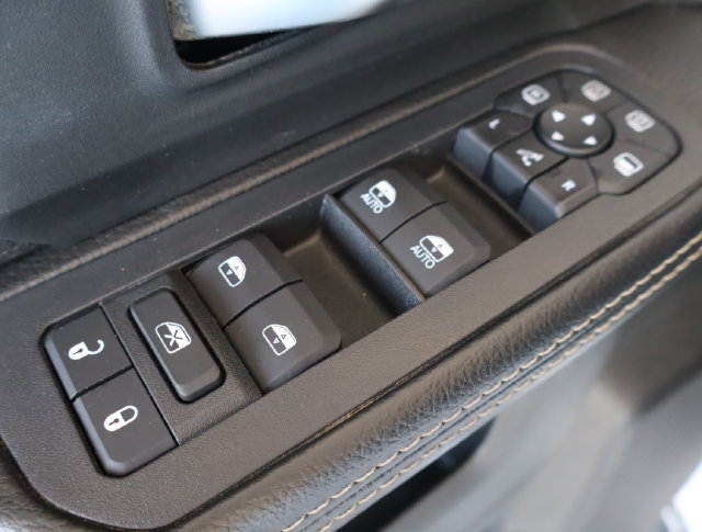 Used 2025 RAM 2500 Big Horn AWD/4WD image 19