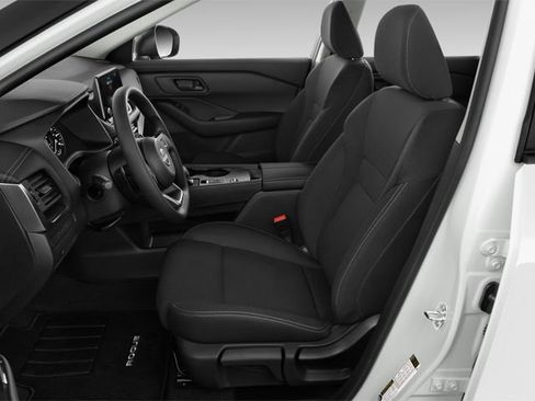 Used 2025 Nissan Rogue Platinum w/ Platinum Premium Package FWD image 10