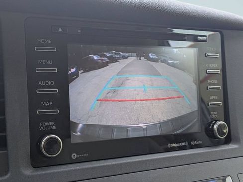 Used 2019 Toyota Sienna LE FWD image 23