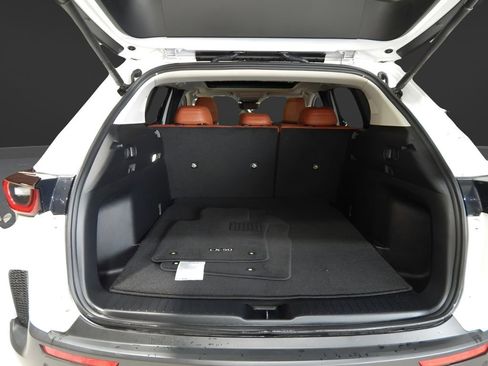 Used 2024 MAZDA CX-50 2.5 Turbo w/ Cargo Package image 38