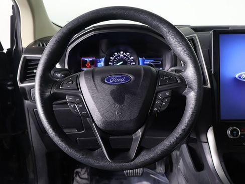 Used 2024 Ford Edge SE image 34