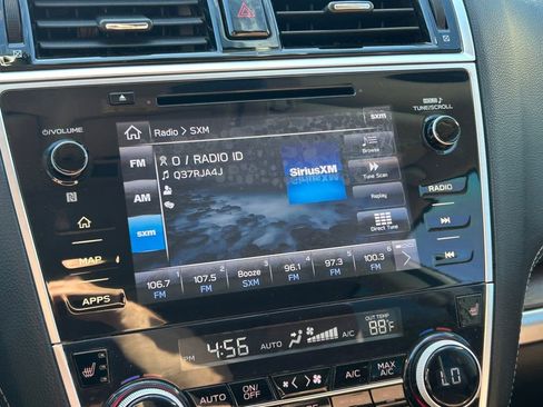 Used 2018 Subaru Outback 3.6R Touring AWD/4WD image 33