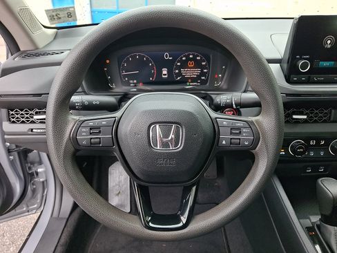 Used 2023 Honda Accord EX image 20