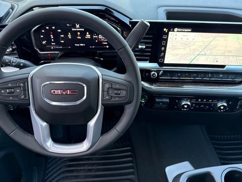 New 2026 GMC Sierra 1500 Elevation image 11