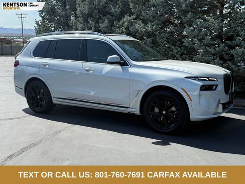 Used 2025 BMW X7 xDrive40i AWD/4WD image 11
