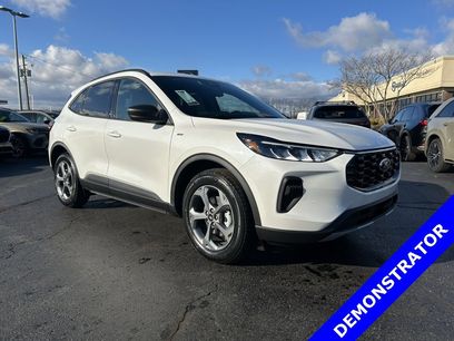 New 2025 Ford Escape ST-Line w/ Equipment Group 301A