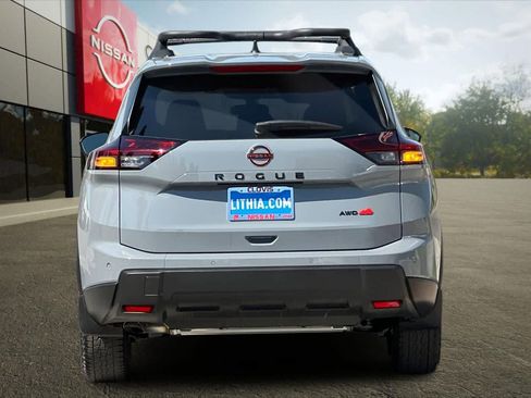 New 2026 Nissan Rogue SV image 8