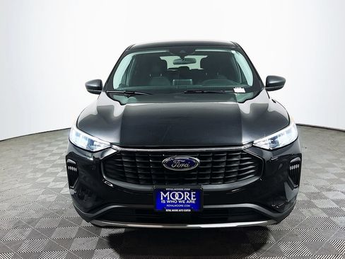 Used 2024 Ford Escape Active AWD/4WD image 2