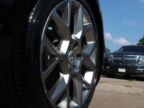 Used 2013 Volkswagen GTI Wolfsburg Edition FWD image 7