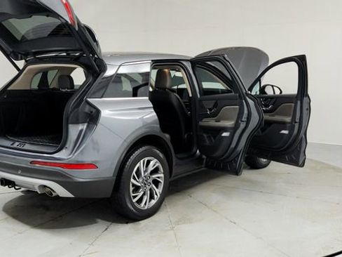 Used 2023 Lincoln Corsair Standard w/ Equipment Group 101A image 10