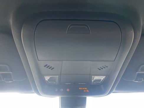 Used 2022 Chevrolet Equinox RS w/ LPO, Floor Liner Package AWD/4WD image 25