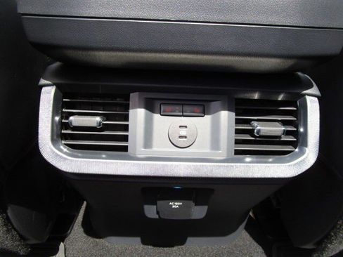 Used 2025 Ford F150 Platinum w/ Equipment Group 702A High AWD/4WD image 11
