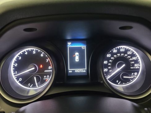 Used 2024 Toyota Camry SE image 28