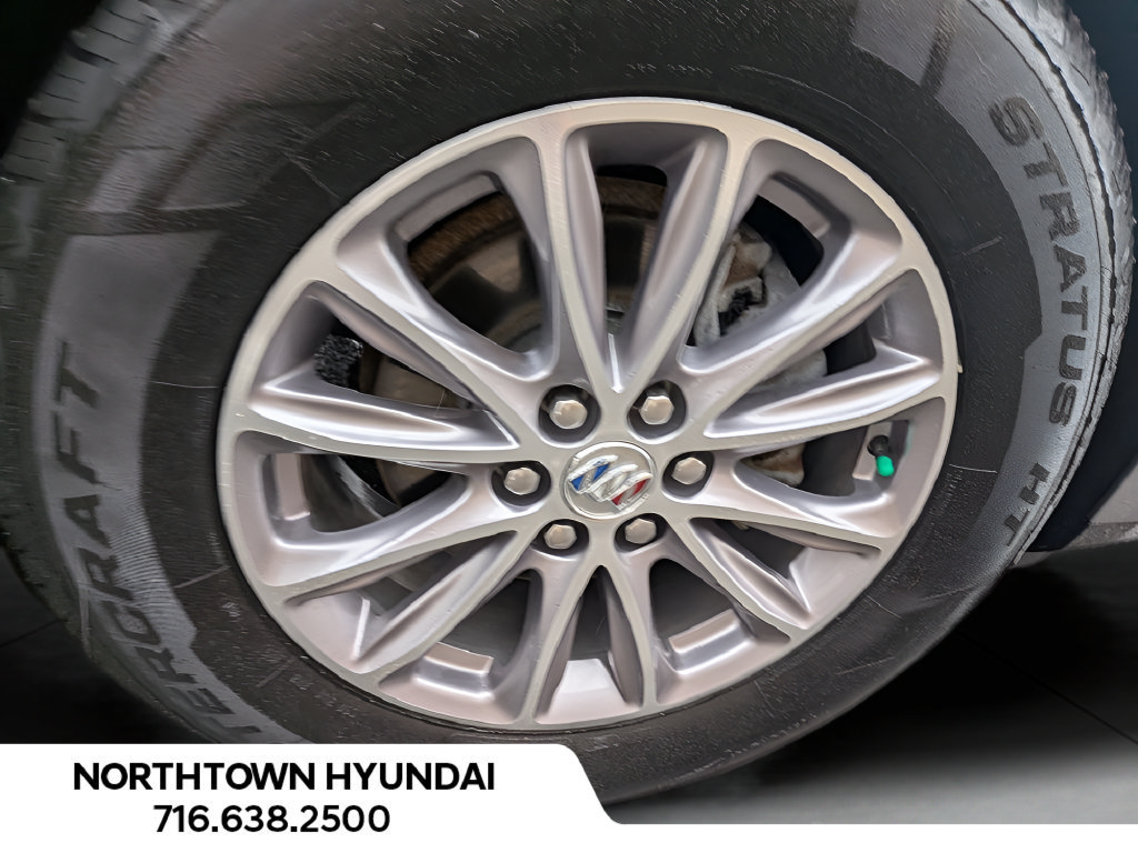 Used 2024 Buick Enclave Essence AWD/4WD image 49