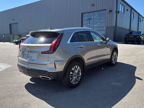 Used 2025 Cadillac XT4 Premium Luxury AWD/4WD image 3
