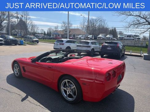 Used 2004 Chevrolet Corvette Convertible w/ Preferred Equipment Group image 6