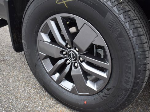 New 2026 Nissan Frontier SV w/ SV Convenience Package image 15