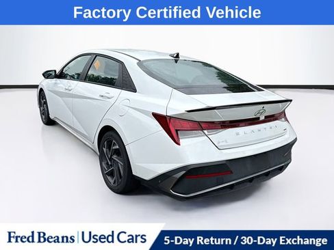 Used 2025 Hyundai Elantra SEL FWD image 5
