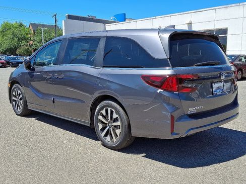 New 2026 Honda Odyssey EX-L image 4