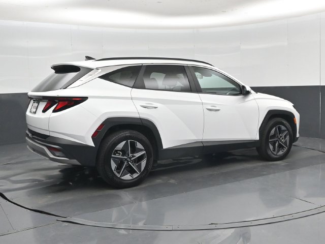 Used 2025 Hyundai Tucson SEL FWD image 33