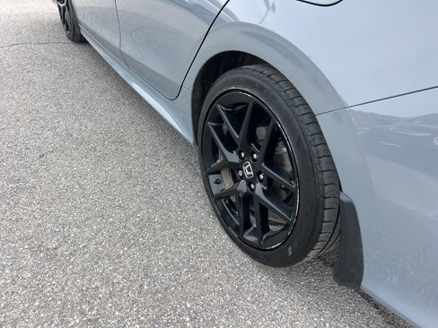 Used 2025 Honda Civic Sport image 30
