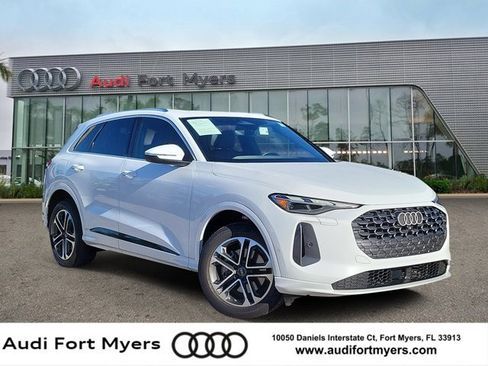 Certified 2025 Audi Q5 2.0T Premium w/ Convenience Package image 1