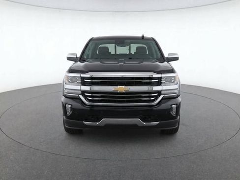 Used 2018 Chevrolet Silverado 1500 High Country AWD/4WD image 5