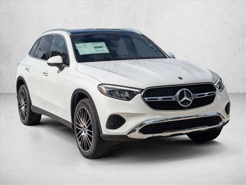 Certified 2026 Mercedes-Benz GLC 300 image 7