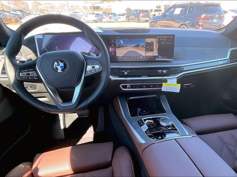 New 2026 BMW X5 sDrive40i w/ Premium Package image 5