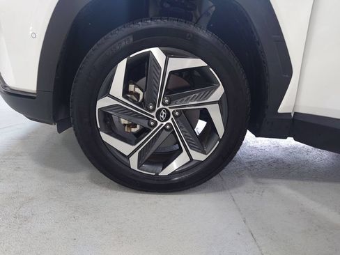 Certified 2023 Hyundai Tucson Limited AWD/4WD image 28