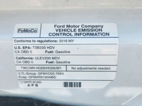 Used 2016 Ford Transit 250 130 Low Roof RWD image 30