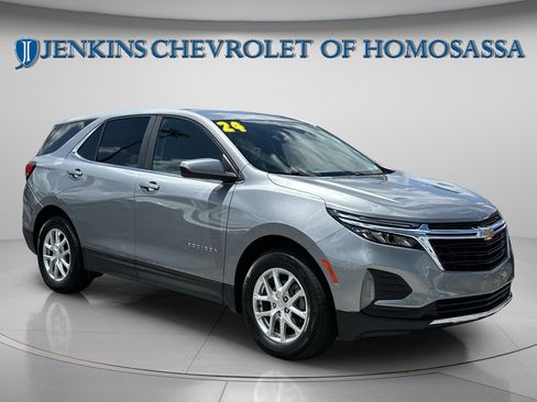 Used 2024 Chevrolet Equinox LT FWD image 1