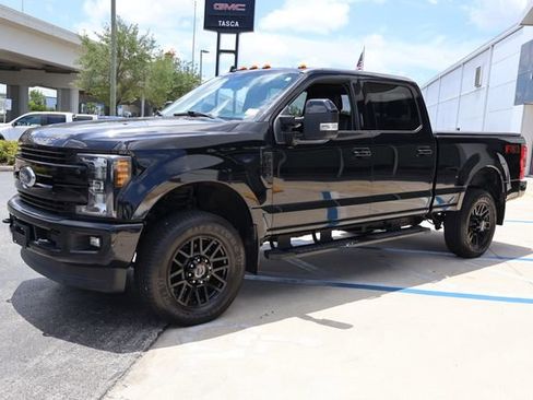 Used 2019 Ford F250 Lariat w/ Lariat Ultimate Package AWD/4WD image 3
