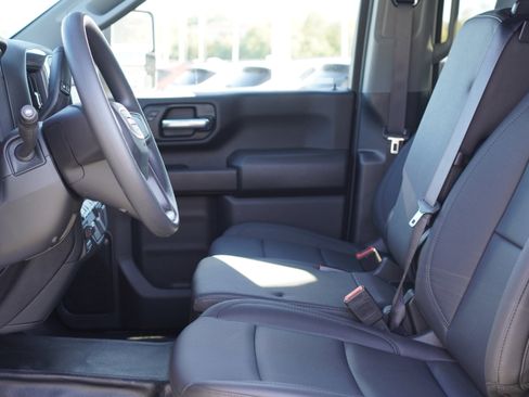 New 2025 GMC Sierra 3500 Pro w/ Convenience Package image 18