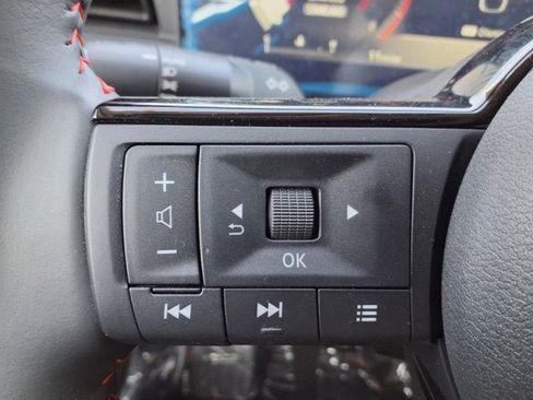 New 2025 Nissan Kicks SR AWD/4WD image 33