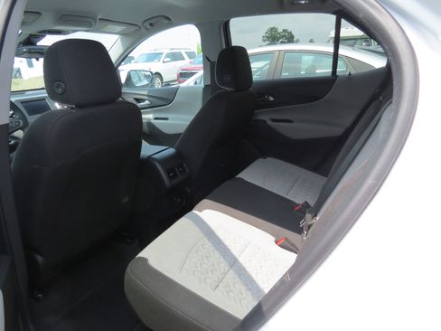 Used 2023 Chevrolet Equinox LT w/ Driver Convenience Package image 15