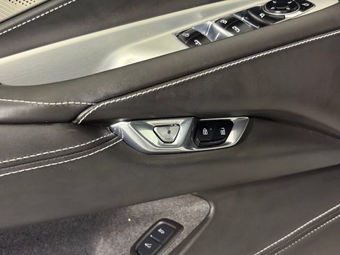 Used 2023 Chevrolet Corvette Stingray Premium Conv w/ Z51 Performance Package RWD image 21