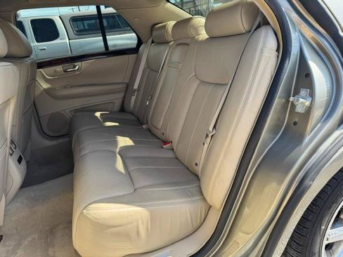 Used 2011 Cadillac DTS Premium w/ Driver Awareness Package FWD image 14