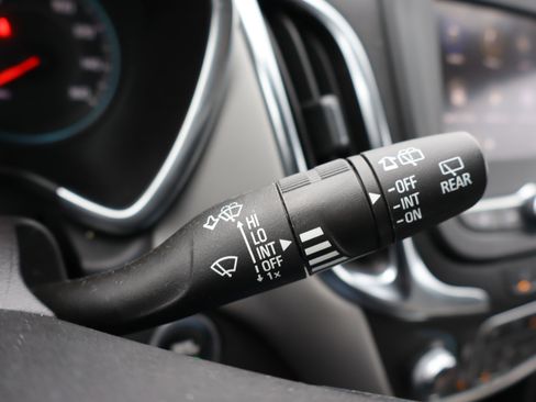 Certified 2024 Chevrolet Equinox LT image 22