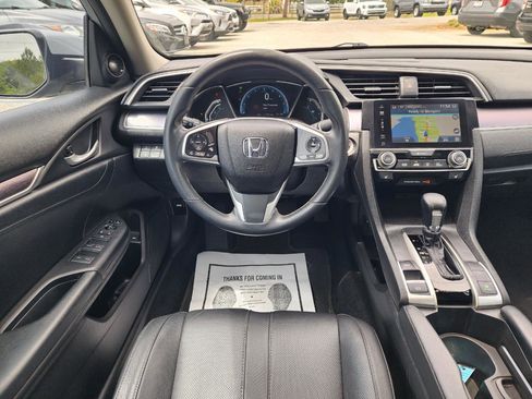 Used 2017 Honda Civic Touring image 15