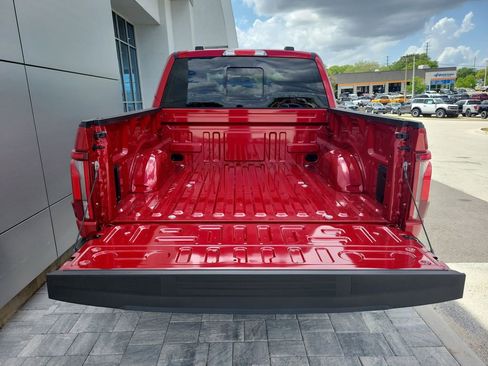 Used 2025 Ford F150 Lariat w/ Equipment Group 501A Mid AWD/4WD image 10