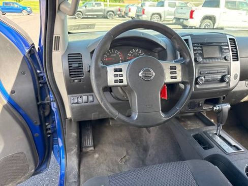 Used 2014 Nissan Frontier SV RWD image 20