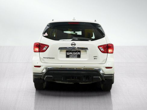 Used 2019 Nissan Pathfinder S AWD/4WD image 4