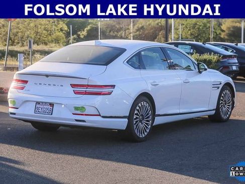 Used 2023 Genesis G80 image 5