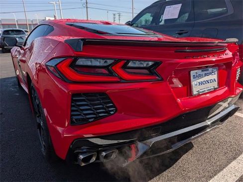 Used 2022 Chevrolet Corvette Stingray Preferred Cpe w/ Battery Protection Package image 17