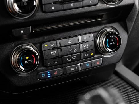 Used 2018 Ford F150 Raptor w/ Equipment Group 802A Luxury image 37